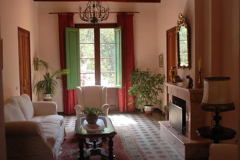 Villa Carmen Alcanar contacts